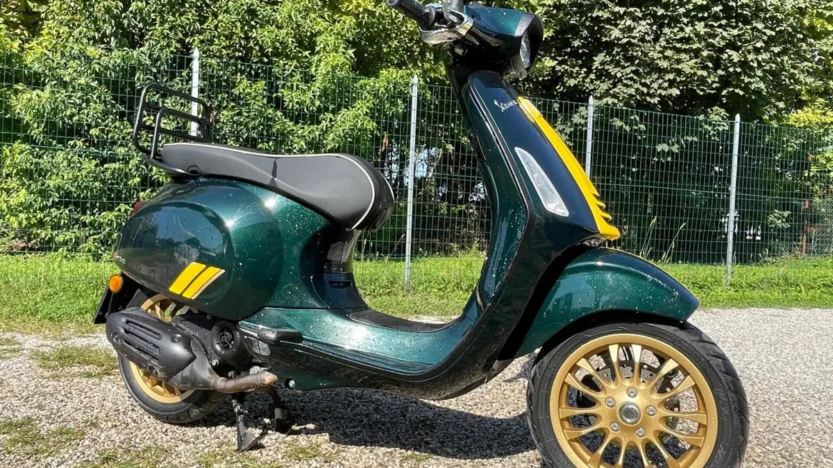 Vespa Sprint 50 Racing Sixties (2021 - 22) 