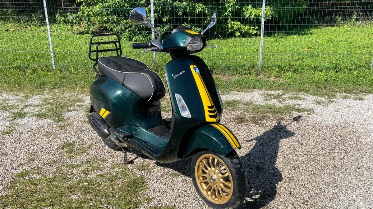 Vespa Sprint 50 Racing Sixties (2021 - 22)  (3)