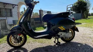 Vespa Sprint 50 Racing Sixties (2021 - 22)  (6)