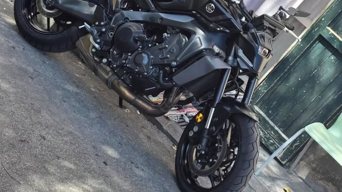 Yamaha MT-09 (2024 - 26)  (3)