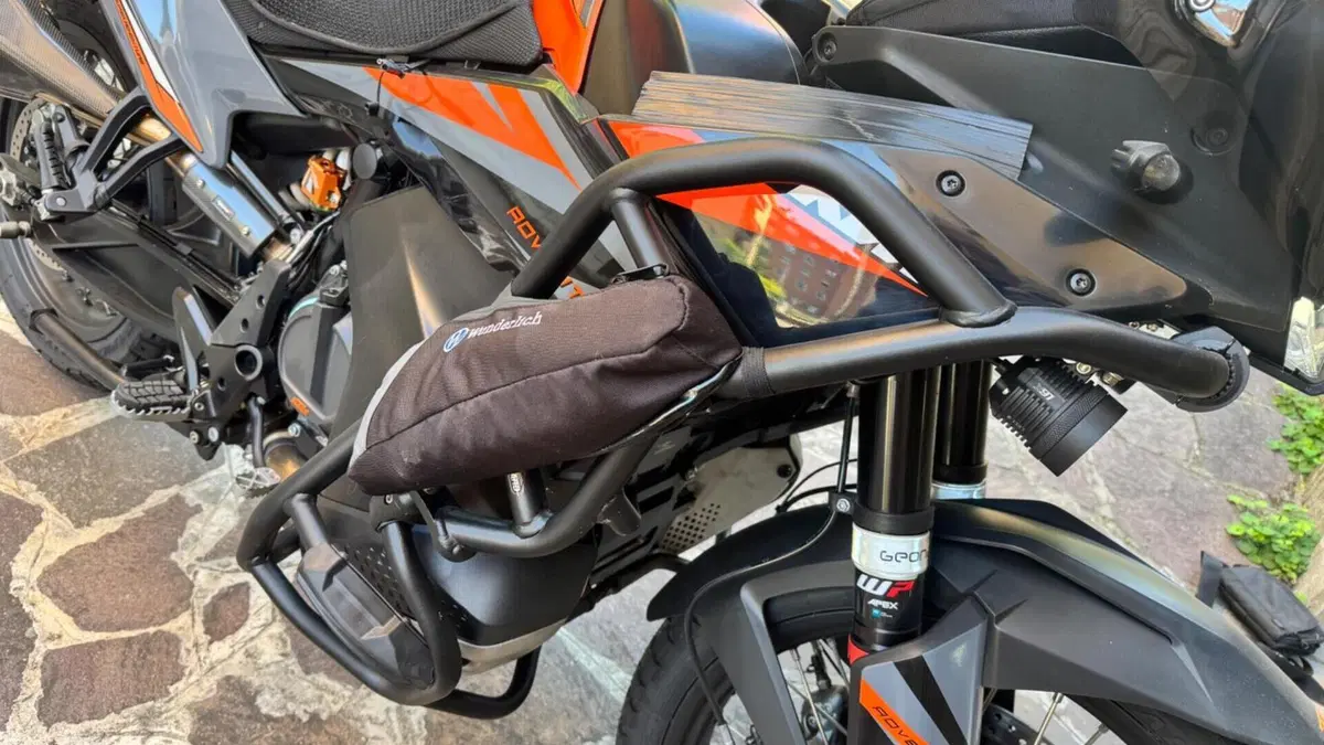 KTM 890 Adventure (2023 - 26)  (5)