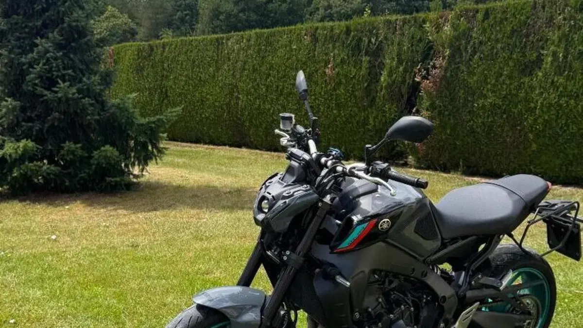 Yamaha MT-09 (2021 - 23)  (2)