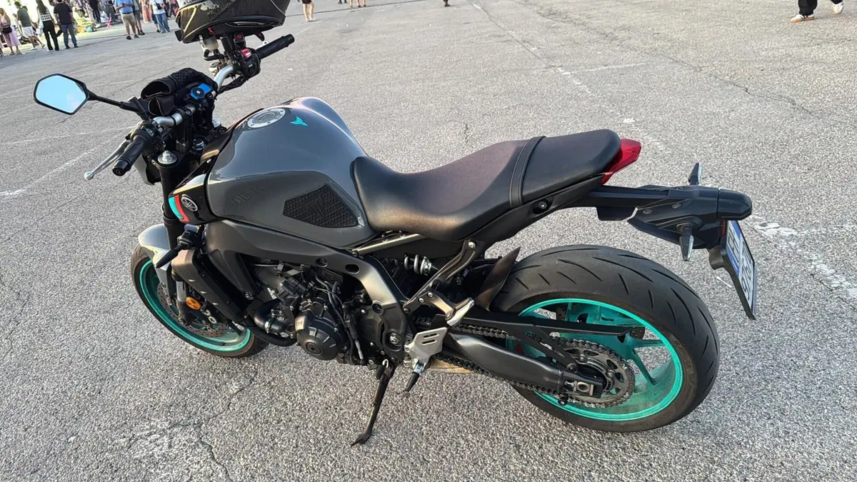 Yamaha MT-09 (2021 - 23)  (4)