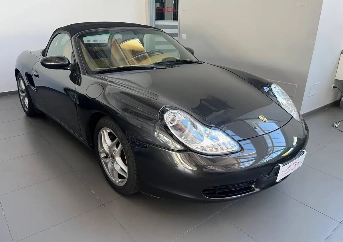 Porsche Boxster 2.5i 24V cat