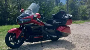 Honda GL 1800 Gold Wing (2012 - 17)  (4)
