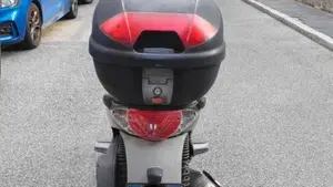 Aprilia Scarabeo 200 i.e. (2011 - 16)  (3)