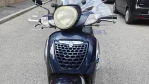 Aprilia Scarabeo 200 i.e. (2011 - 16)  (4)