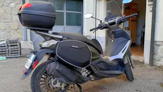 Piaggio Beverly 300 i.e. ABS-ASR (2016 - 20) usata