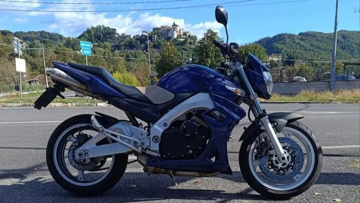 Suzuki GSR 600 (2006 - 11)  (3)