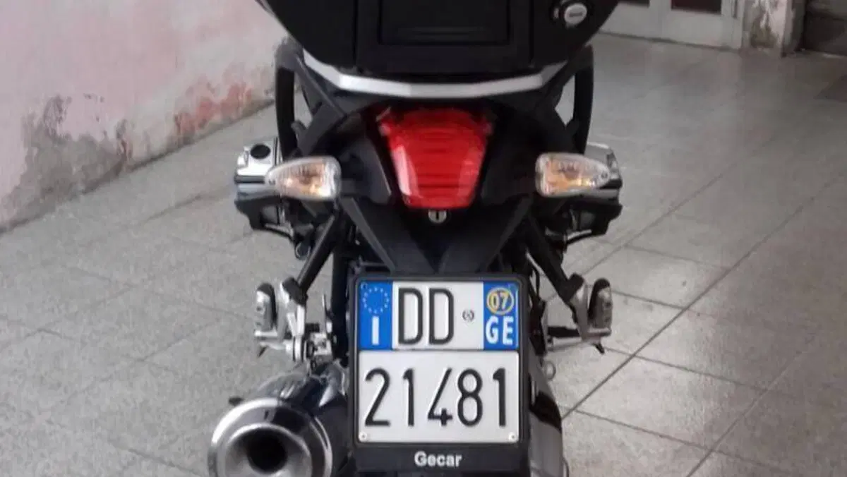 Bmw R 1200 R (2006 - 11)  (6)