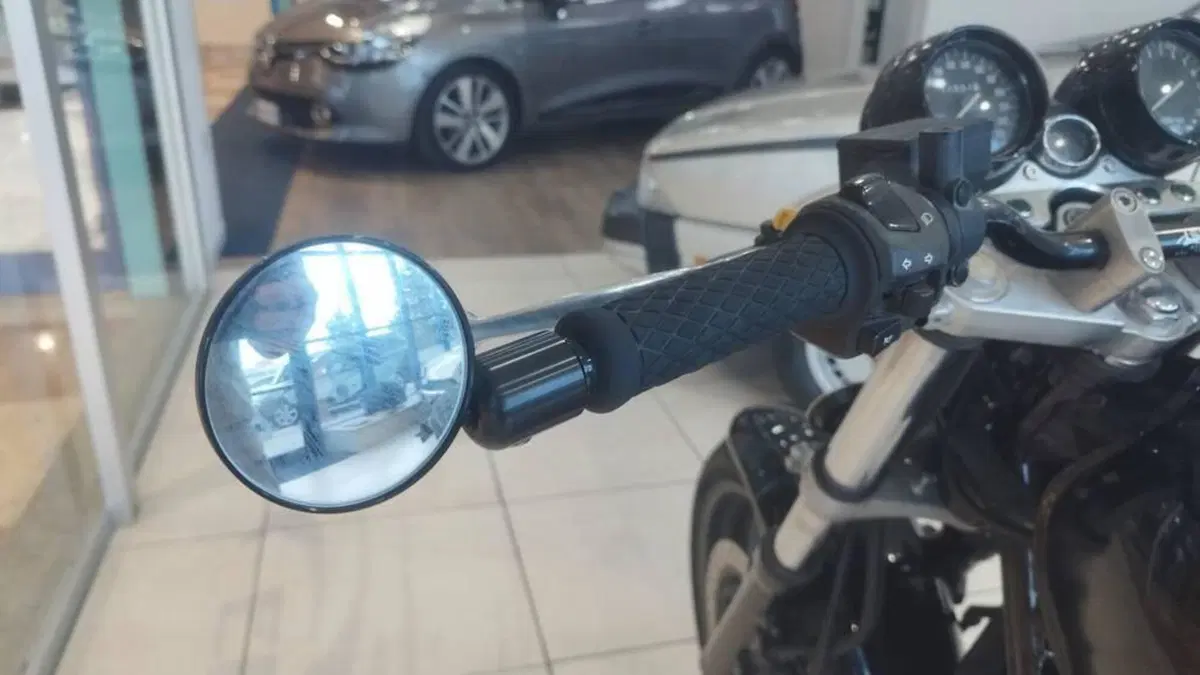 Suzuki GSX 1200  (6)