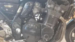 Suzuki GSX 1200  (7)
