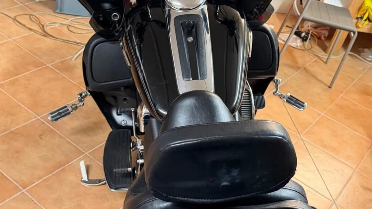 Harley-Davidson 107 Electra Glide Ultra Limited (2017 - 18) - FLHTK  (3)