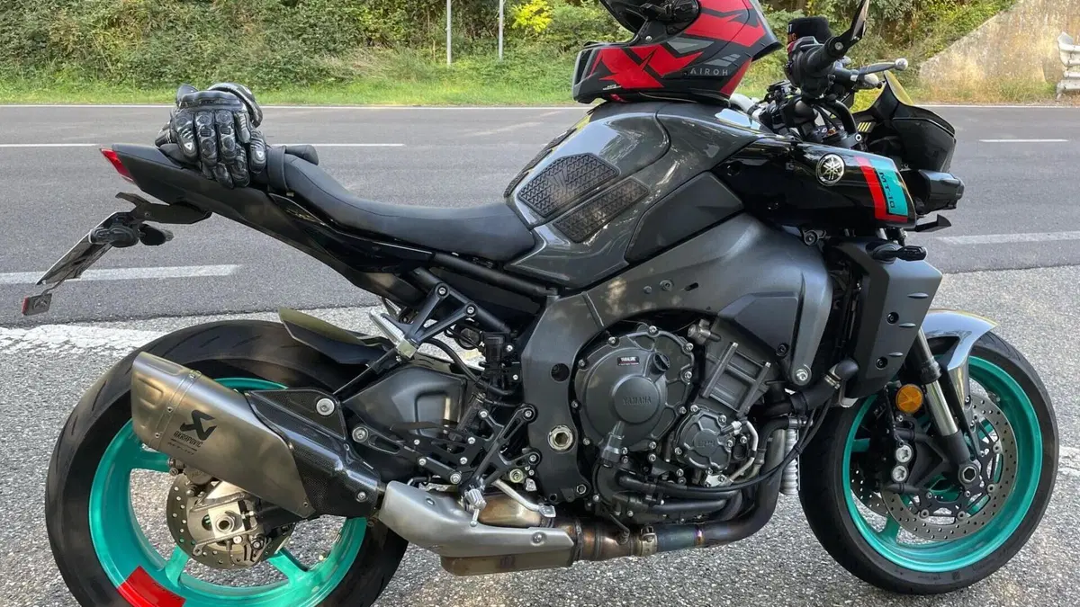 Yamaha MT-10 (2022 - 26) 