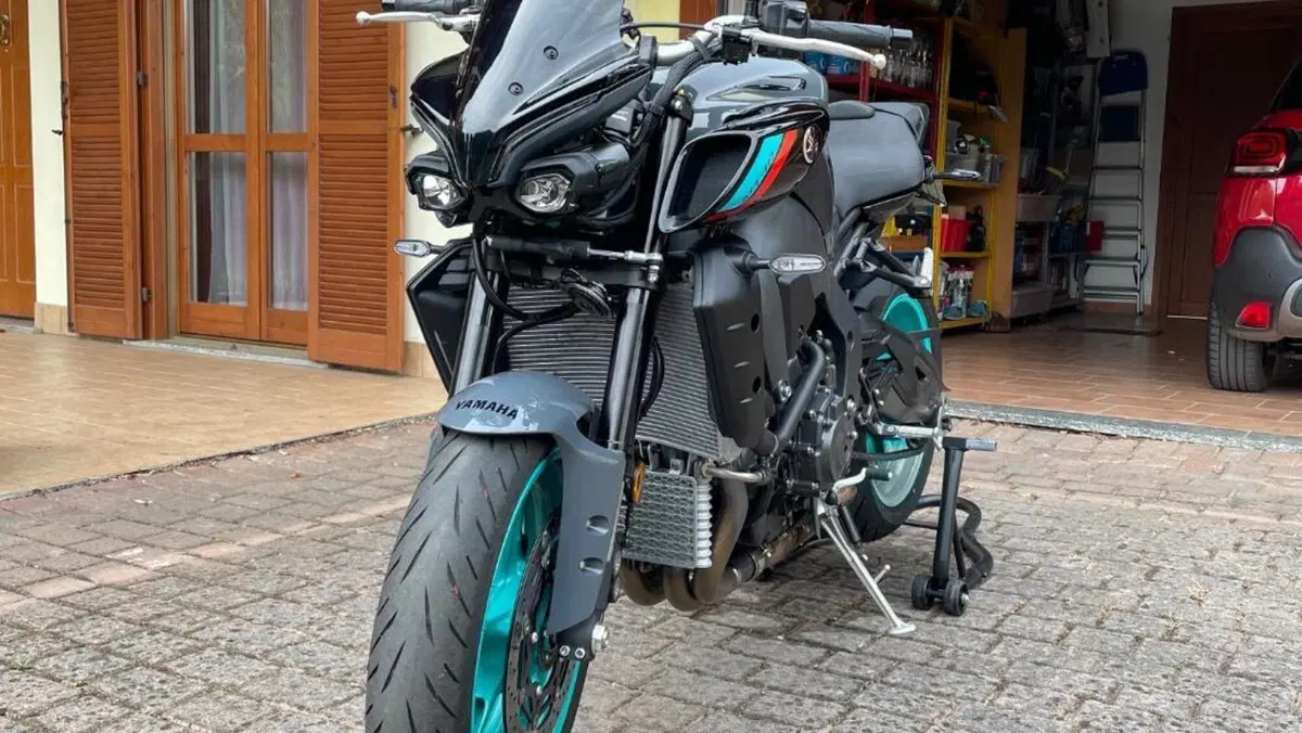 Yamaha MT-10 (2022 - 26)  (3)