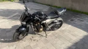 Kawasaki Z 750 (2003 - 06)  (3)