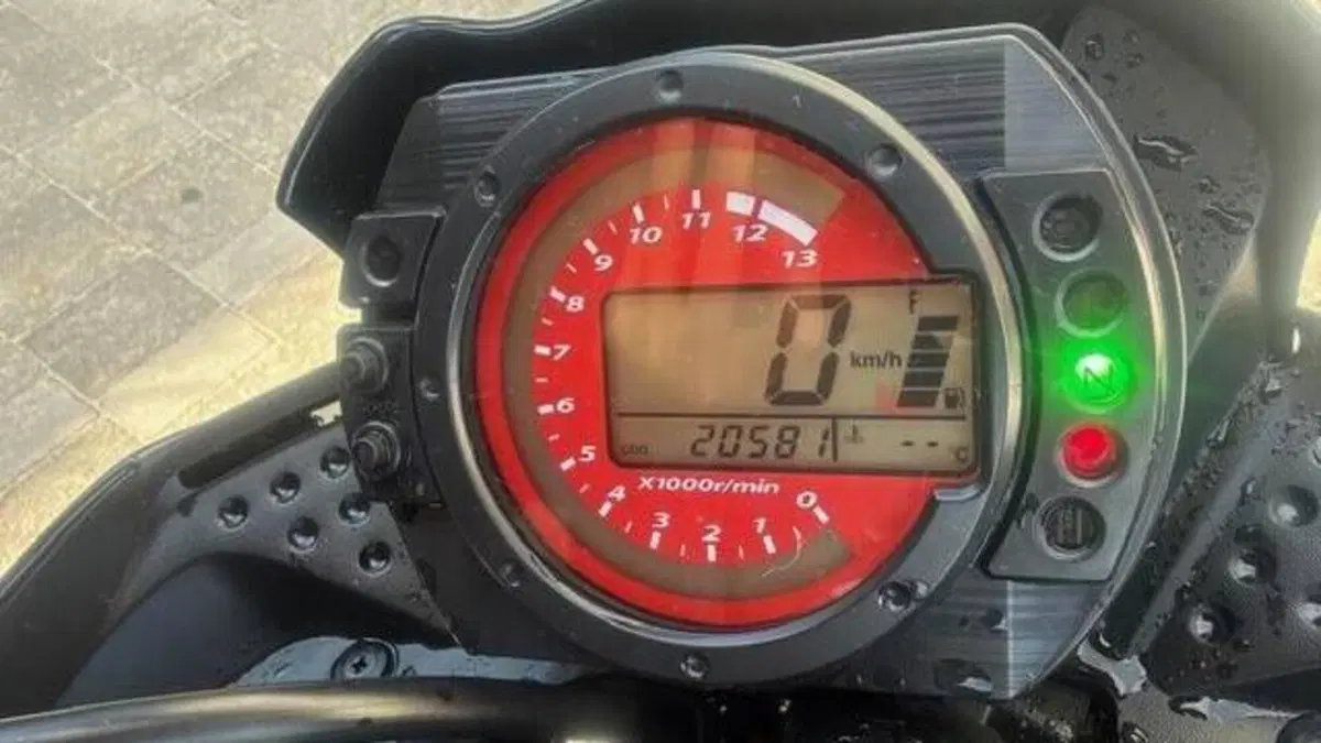 Kawasaki Z 750 (2003 - 06)  (4)