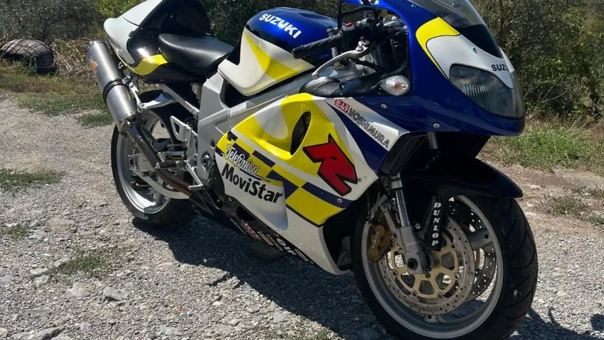 Suzuki   (3)