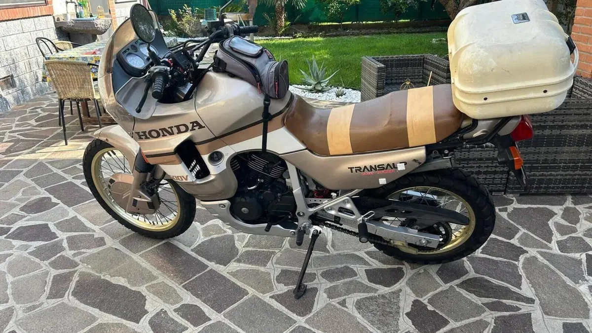 Honda Transalp XL 600V (1987 - 90) 