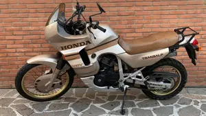 Honda Transalp XL 600V (1987 - 90)  (3)
