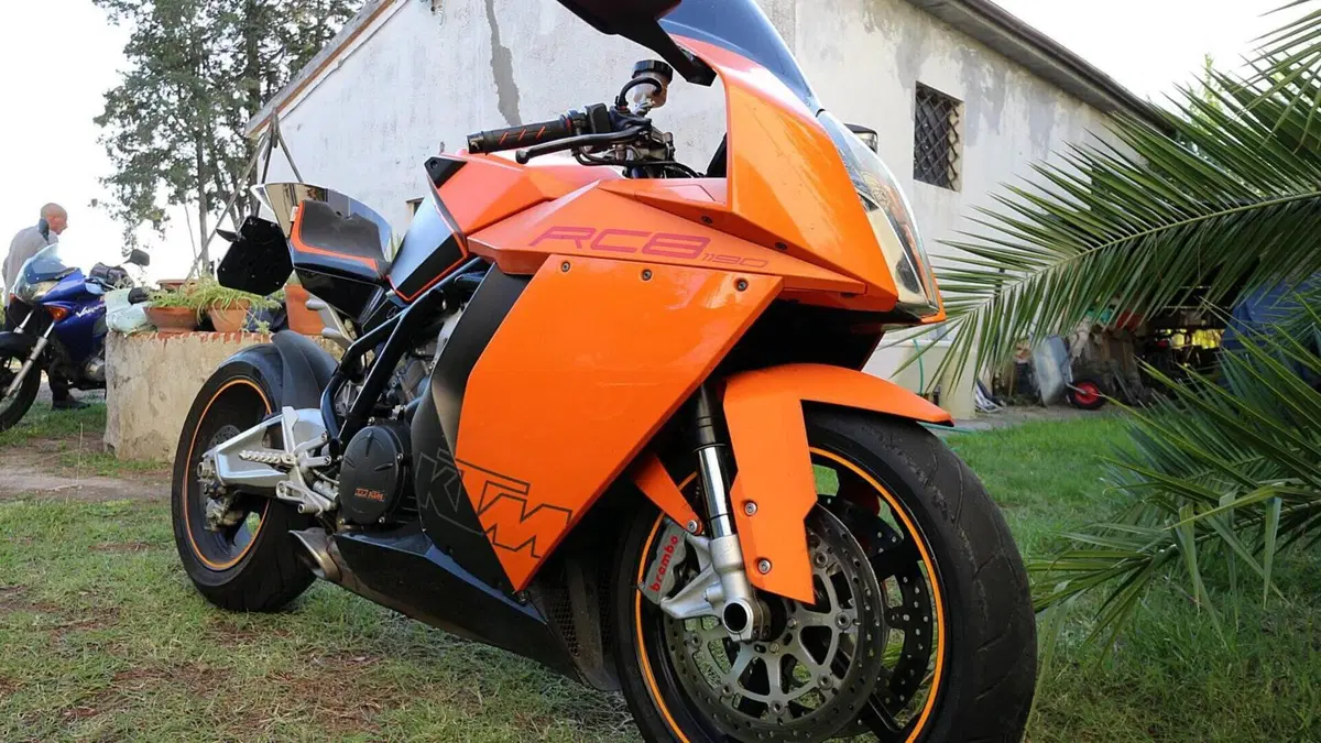 KTM 1190 RC8 (2008 - 09)  (12)
