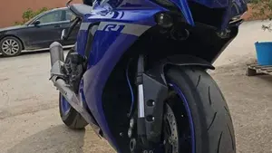 Yamaha YZF R1 (2020 - 25) 