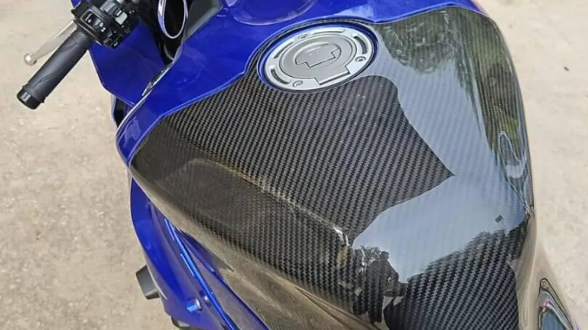 Yamaha YZF R1 (2020 - 25)  (6)
