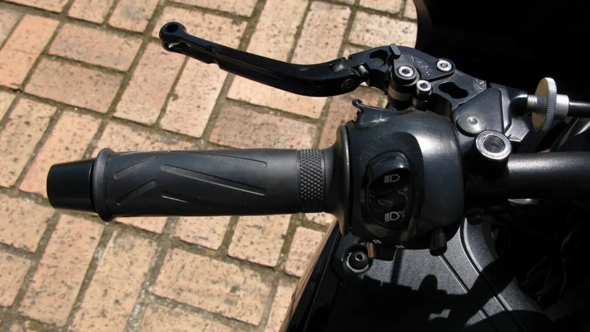 Yamaha Fazer 8 ABS (2012 - 16)  (11)