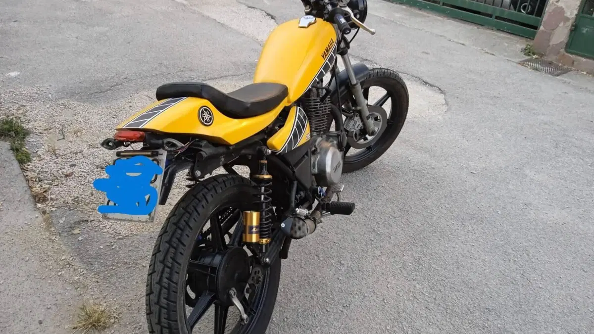 Yamaha   (4)