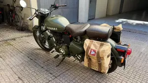 Royal Enfield Classic 500 Pegasus (2019 - 20)  (8)