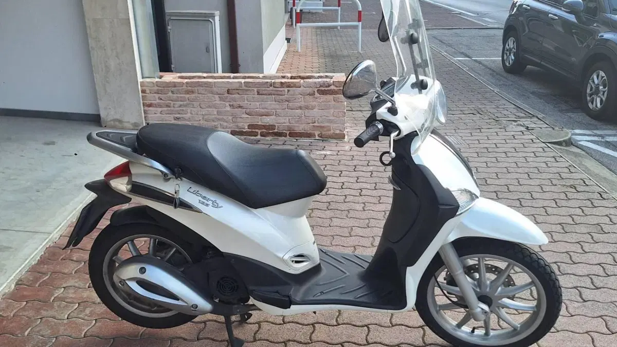 Piaggio Liberty 125 4T (2003 - 13)  (2)