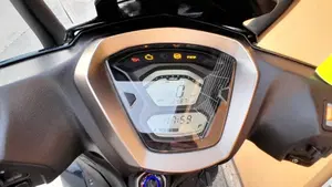 Kymco Agility 350i NN R16 (2023 - 26)  (5)