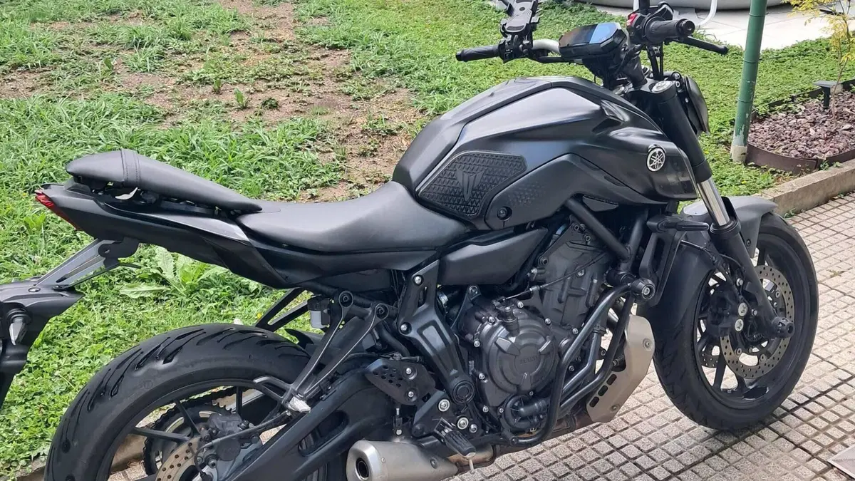 Yamaha MT-07 Pure (2023 - 25) 