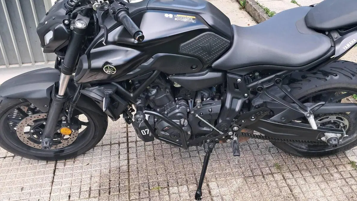 Yamaha MT-07 Pure (2023 - 25)  (3)