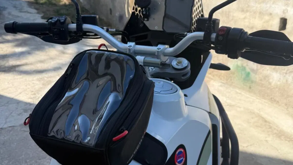 Ducati DesertX (2022 - 25)  (3)