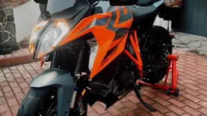 KTM 1290 Super Duke GT (2021 - 25) 
