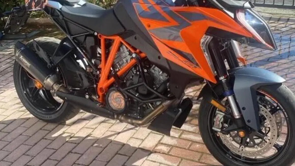 KTM 1290 Super Duke GT (2021 - 25)  (6)