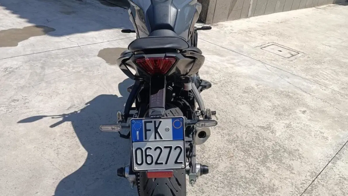Yamaha MT-07 (2021 - 24)  (2)