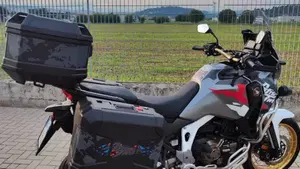 Honda Africa Twin CRF 1100L Adventure Sports DCT (2024 - 26)  (2)
