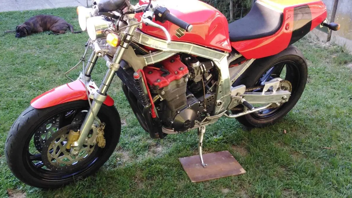 Suzuki  