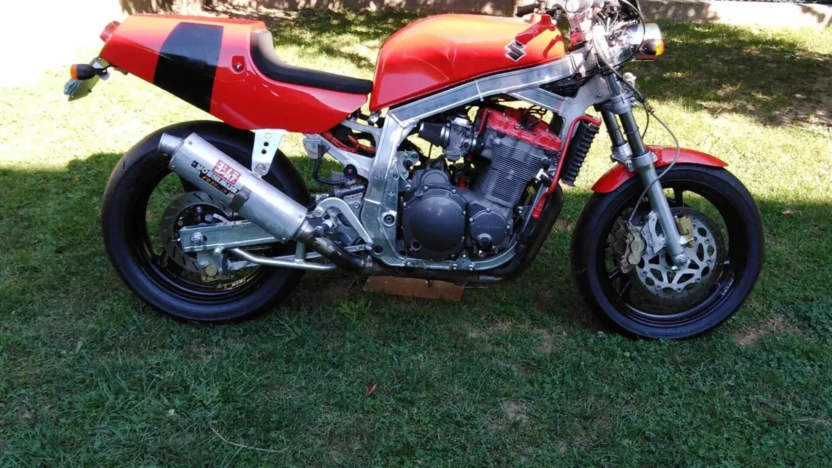 Suzuki   (3)