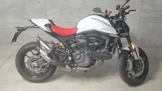 Ducati Monster 937 + (2021 - 25) usata