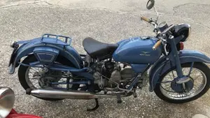 Moto Guzzi   (2)