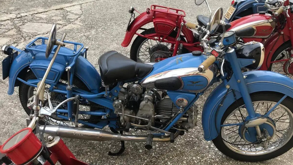 Moto Guzzi   (7)