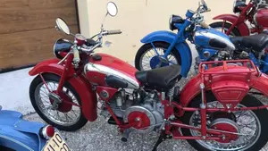 Moto Guzzi   (9)