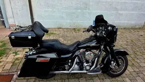 Harley-Davidson 1584 Street Glide (2007) - FLHX  (6)