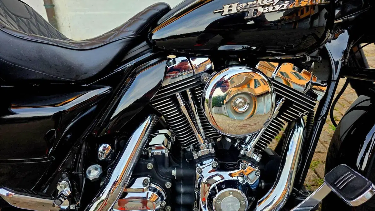 Harley-Davidson 1584 Street Glide (2007) - FLHX  (8)