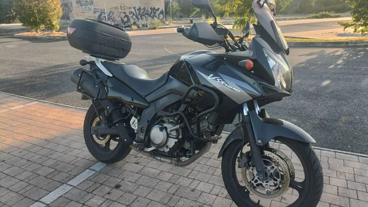 Suzuki V-Strom 650DL (2004 - 06)  (3)