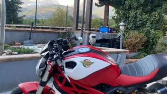 Ducati Monster 696 Plus (2007 - 14) usata