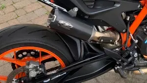 KTM 890 Duke R (2021 - 23)  (3)